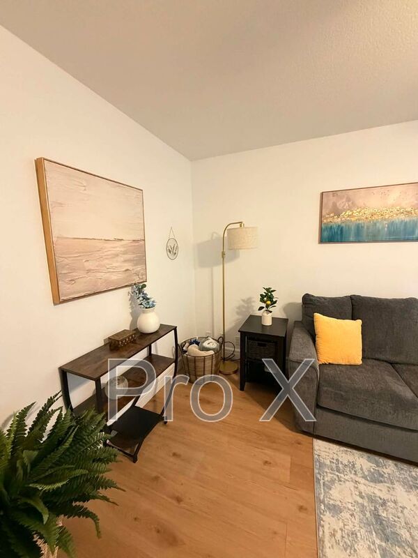 Foto del edificio - 2121 S Kentucky Ave