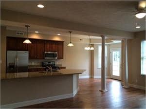 Building Photo - 1100- Black Diamond Dr