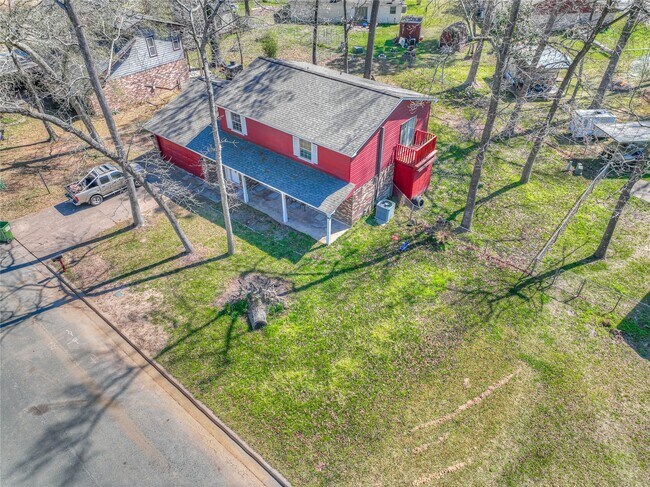 Foto del edificio - 25634 Chestnut Ln