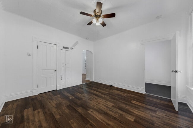 Building Photo - 2409 S Spaulding Ave