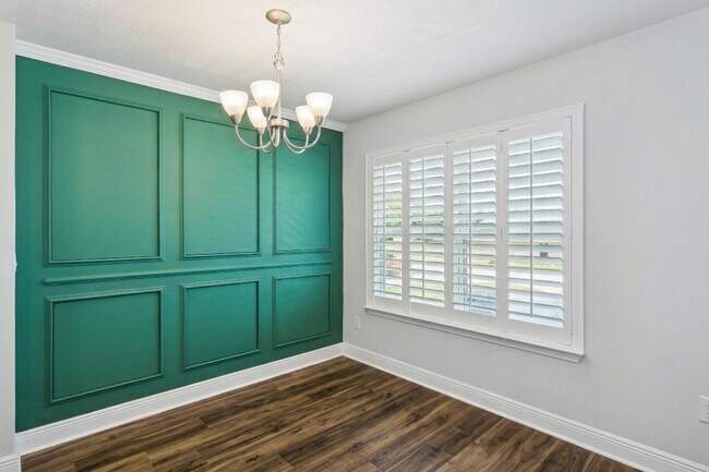 Building Photo - 7097 Sonny Dr