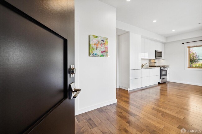 Foto del edificio - 316 Humboldt Rd