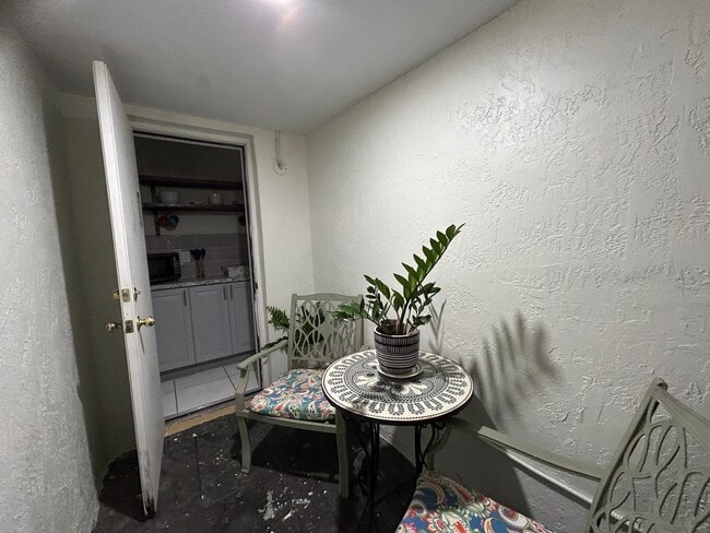 Building Photo - 9625 SW 163rd Pl