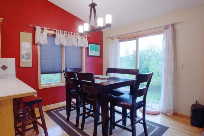 Building Photo - 30850 Marigold Ln