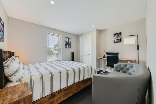 Foto del edificio - 1019 E Preston St