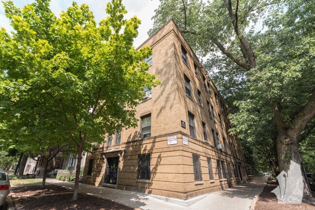 Foto del edificio - 1054 W Lill Ave