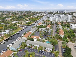 Building Photo - 2683 NE 15th St