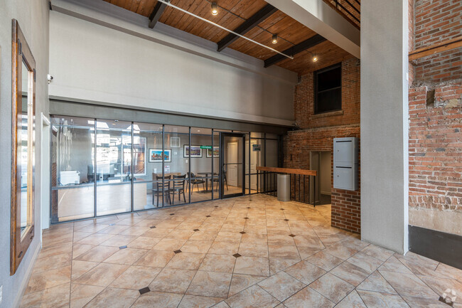 Lobby Photo - The Greenehouse Apartments