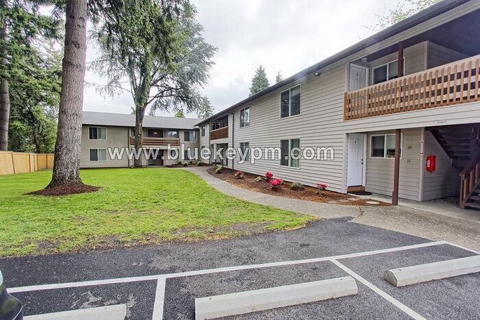 2 Bed, 1 Bath Unit #12 at Pine Grove Apts for $1395 Per Month on St. Johns Road - 2 Bed, 1 Bath Unit #12 at Pine Grove Apts for $1395 Per Month on St. Johns Road