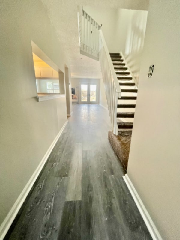 Building Photo - 1528 Sword Dancer Dr