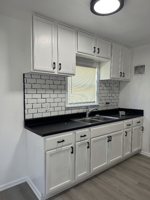 Foto del edificio - 1596 S Champion Ave