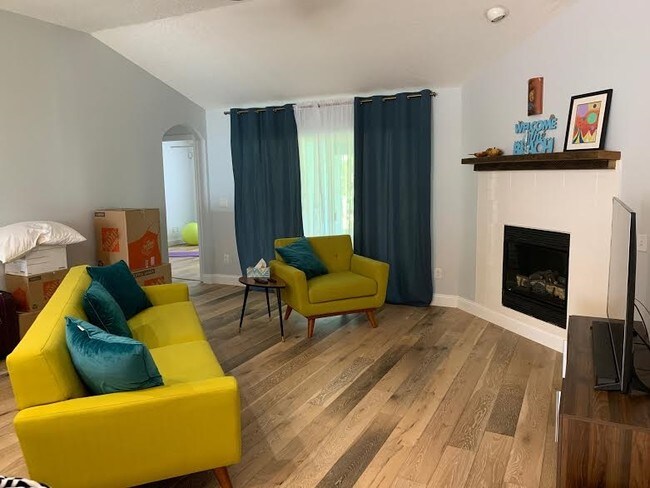 Foto del edificio - 530 Weeping Willow Ln
