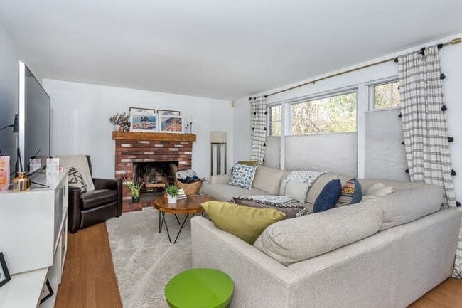 Building Photo - 50 Brookside Ave