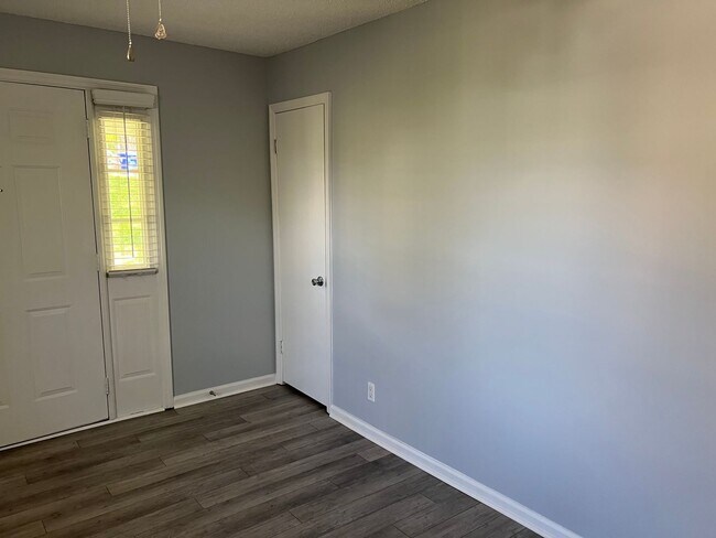 Building Photo - Beautiful 1 bed 1 bath home