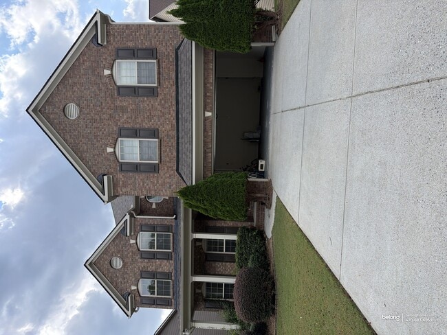 Building Photo - 365 Lockwood Pl
