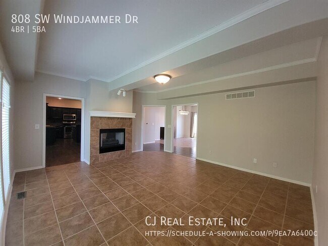 Foto del edificio - 808 SW Windjammer Dr
