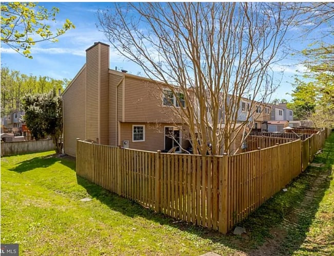 Foto del edificio - 4653 Brentleigh Ct