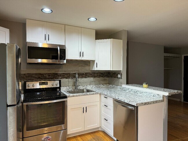 Building Photo - 7891 Pegler Blvd