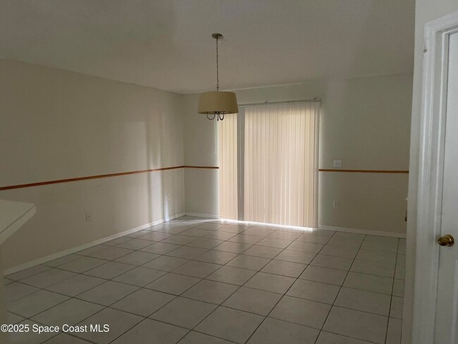 Building Photo - 1642 Sawgrass Dr SW