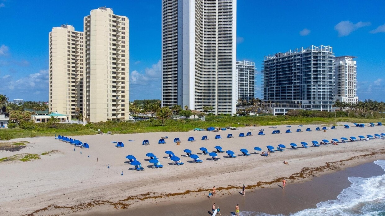 Primary Photo - 2800 N Ocean Dr