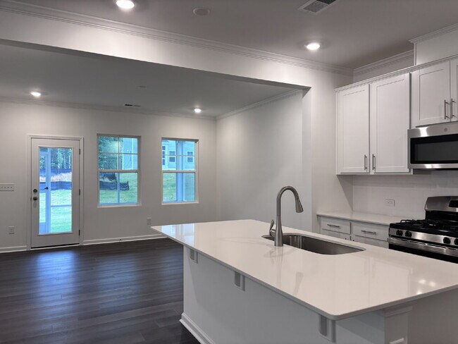 Building Photo - 10064 Regal Dr