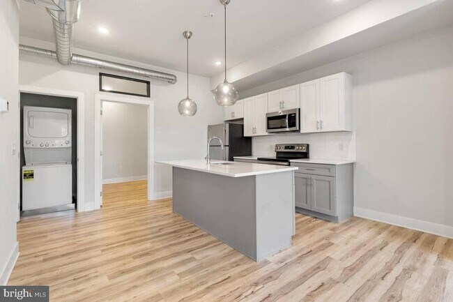 Foto del edificio - 2440 Kensington Ave