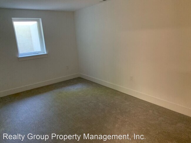 7 br, 5.5 bath House - 8900 CONNECTICUT AVE - 4