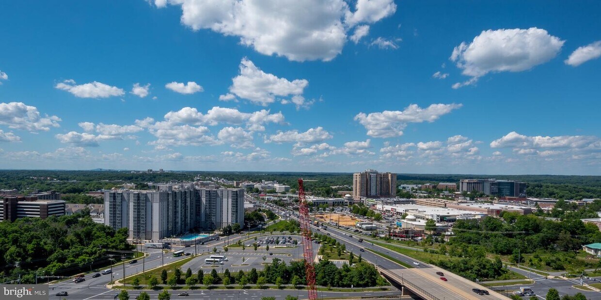 930 Rose Ave Unit 1606, North Bethesda, MD 20852 Condo for Rent in