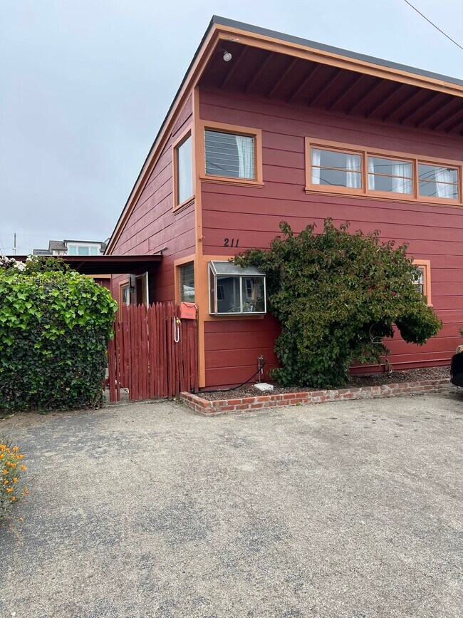 Foto del edificio - 211 13th Ave