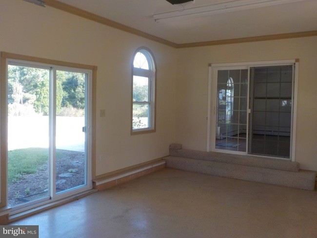 Building Photo - 21210 Bernie Lawrence Ln