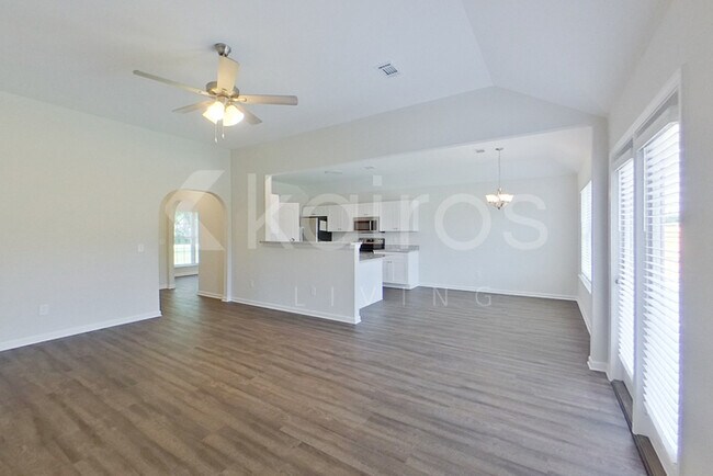 Building Photo - 1635 Fitzpatrick Rd