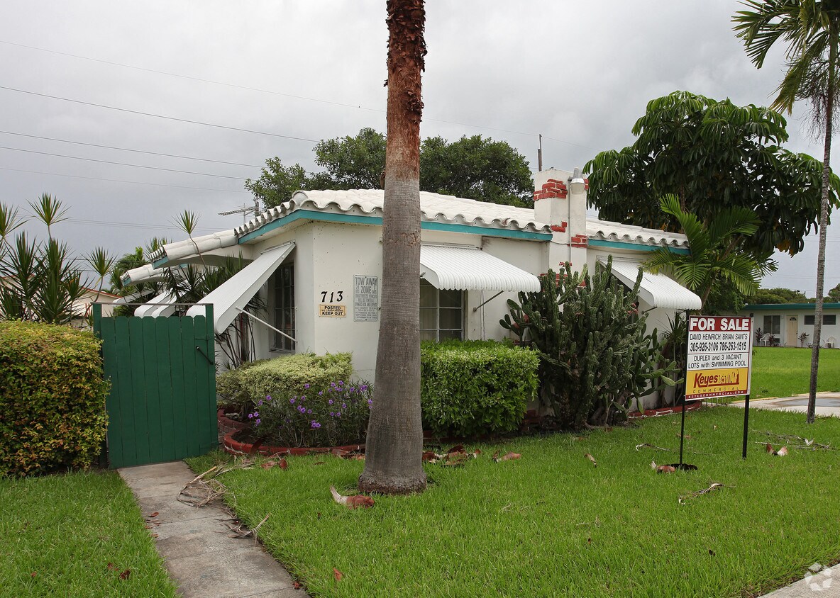 Foto del edificio - 713 NE 7th St