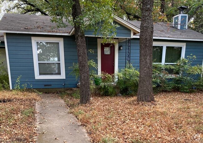 Building Photo - 1213 Lindsey Street