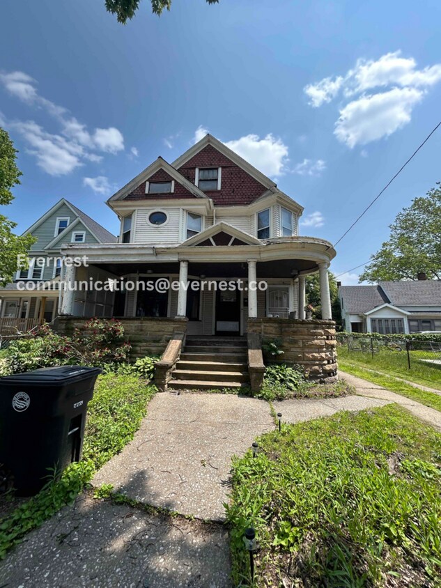 Foto principal - 1203 Norwood Rd