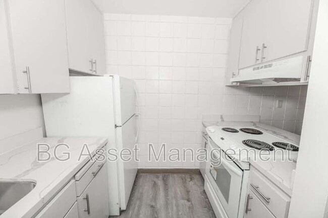 Building Photo - 944 Fletcher Ln