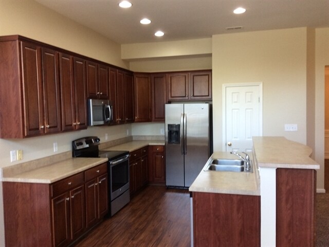 Foto del edificio - 5071 Sunburst Ln