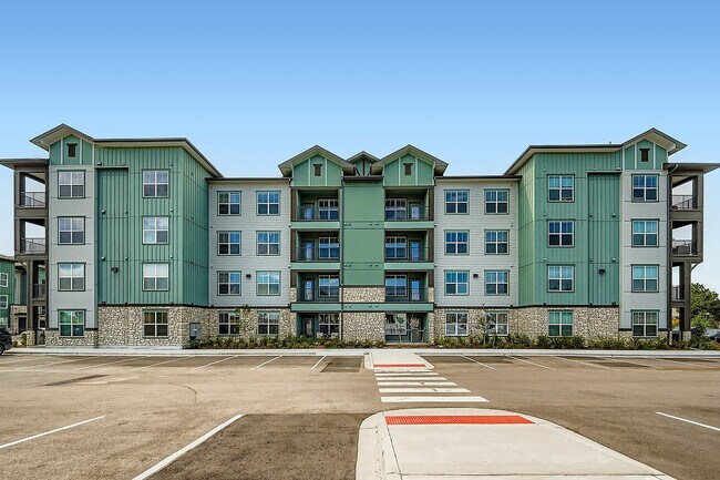 Building Photo - The Lennox at Copperleaf