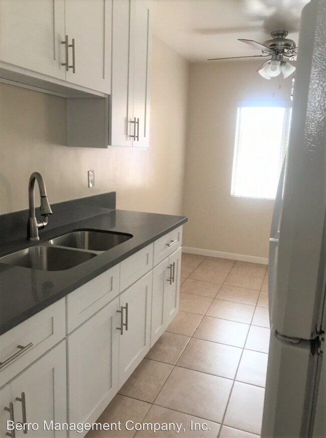 Foto del edificio - 5503-5511 Cherry Ave