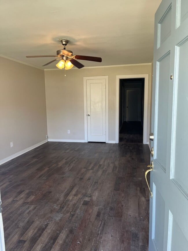 Building Photo - SOUTH FORK-SOUTH 22ND DUPLEX