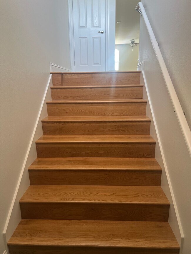 Foto del edificio - Well maintained 3 bedroom, 2.5 bath condo ...