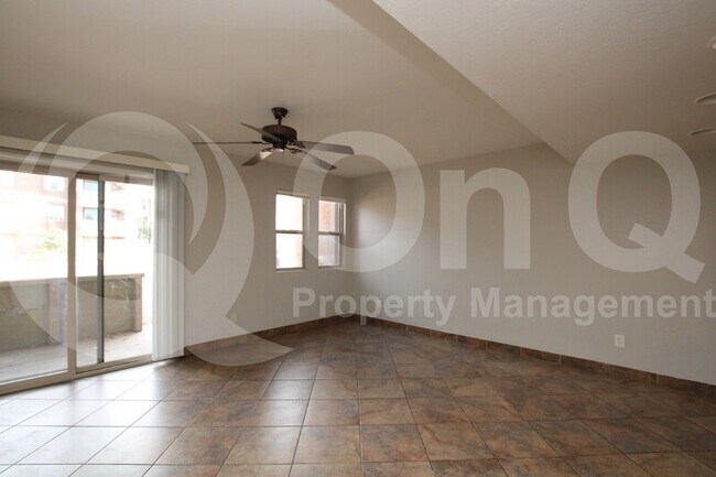 Building Photo - 604 E Weber Dr