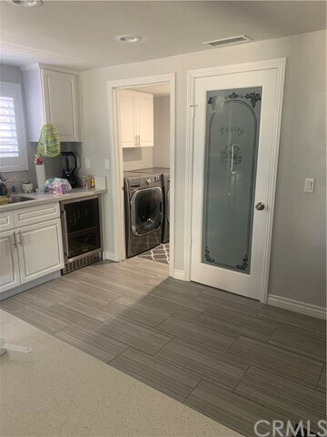 Foto del edificio - 1351 N Christobal Ln