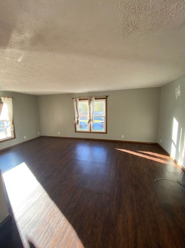 Foto del edificio - 1612 E Harrison St