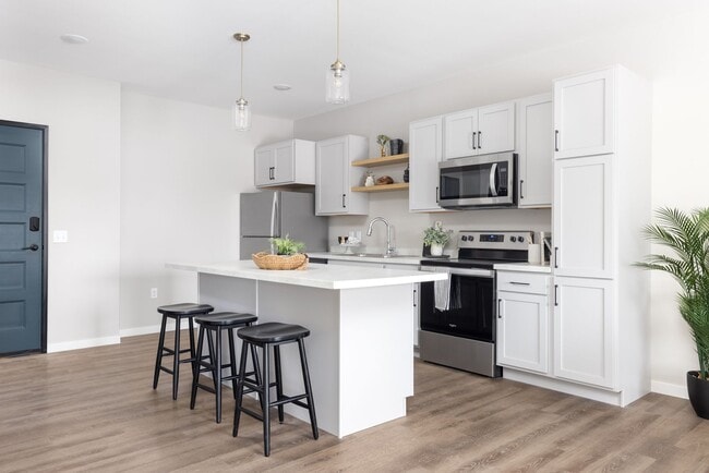 Interior Photo - Compass