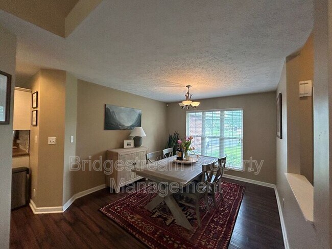 Foto del edificio - 1280 Whitetail Dr
