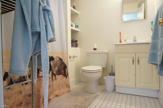 Building Photo - Studio, 1 bath  - 8 Griggs St # 28A