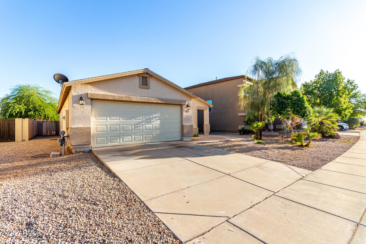 Foto principal - 1891 E Cowboy Cove Trail