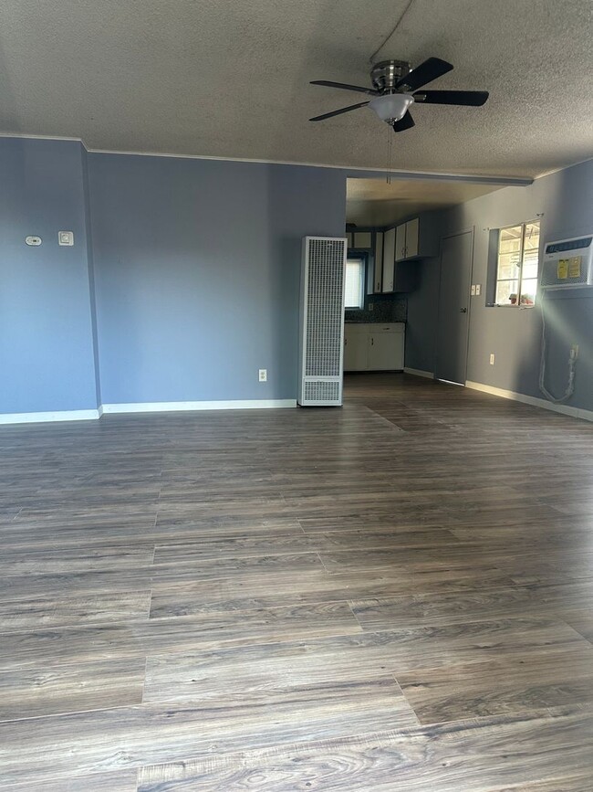 Foto del edificio - 731 Vermont Ave