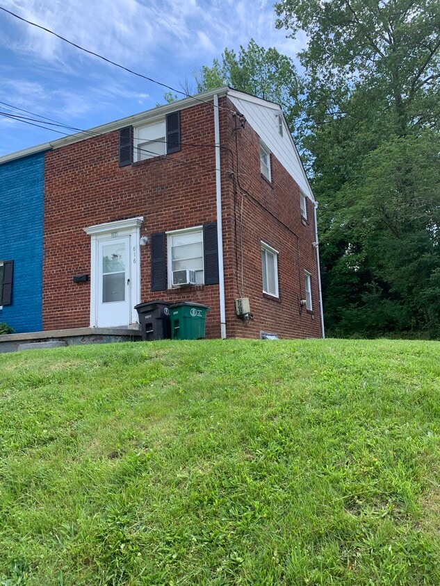 Foto principal - 616 Cabin Branch Dr