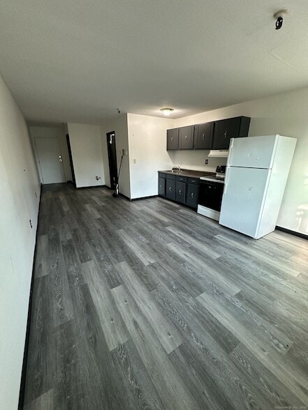 Photo - 1660 E Main St Apartment